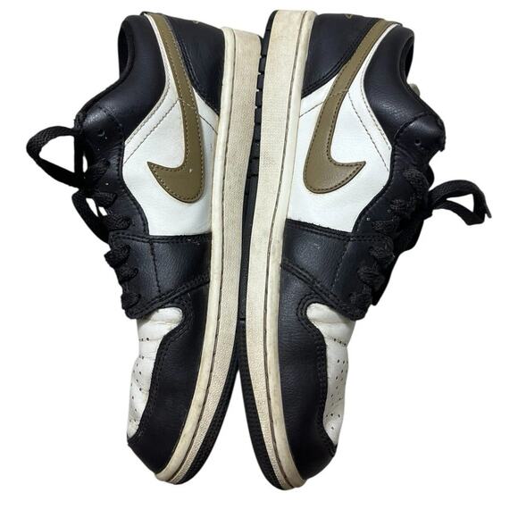 Air Jordan 1 Low Shadow Brown Womens Size 9.5 DC0774-200 Nike Black Sneakers - Picture 2 of 11